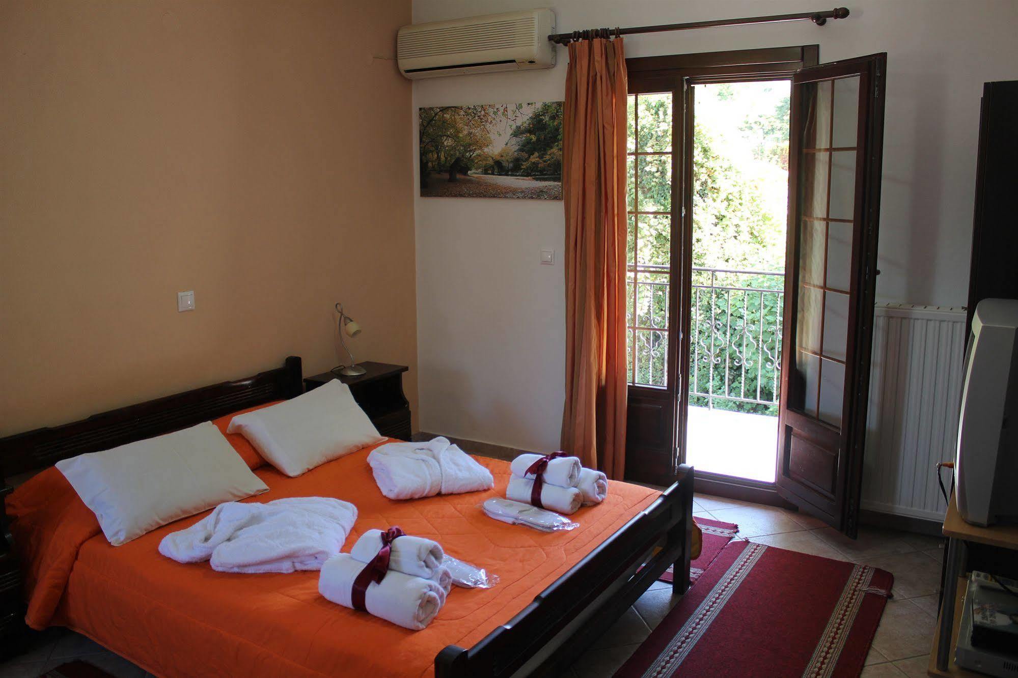 Artemis Apartments Konitsa Exterior photo