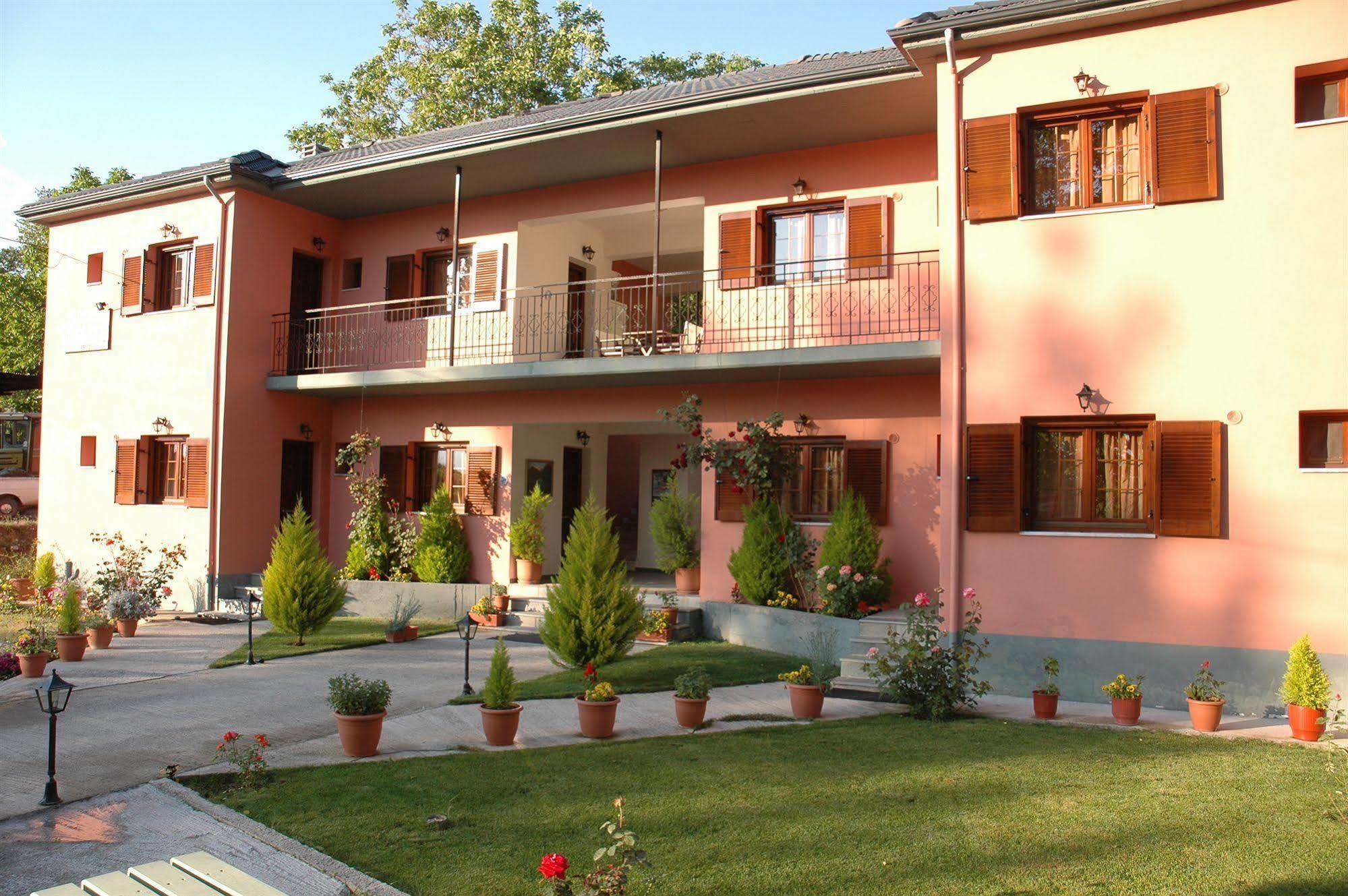 Artemis Apartments Konitsa Exterior photo