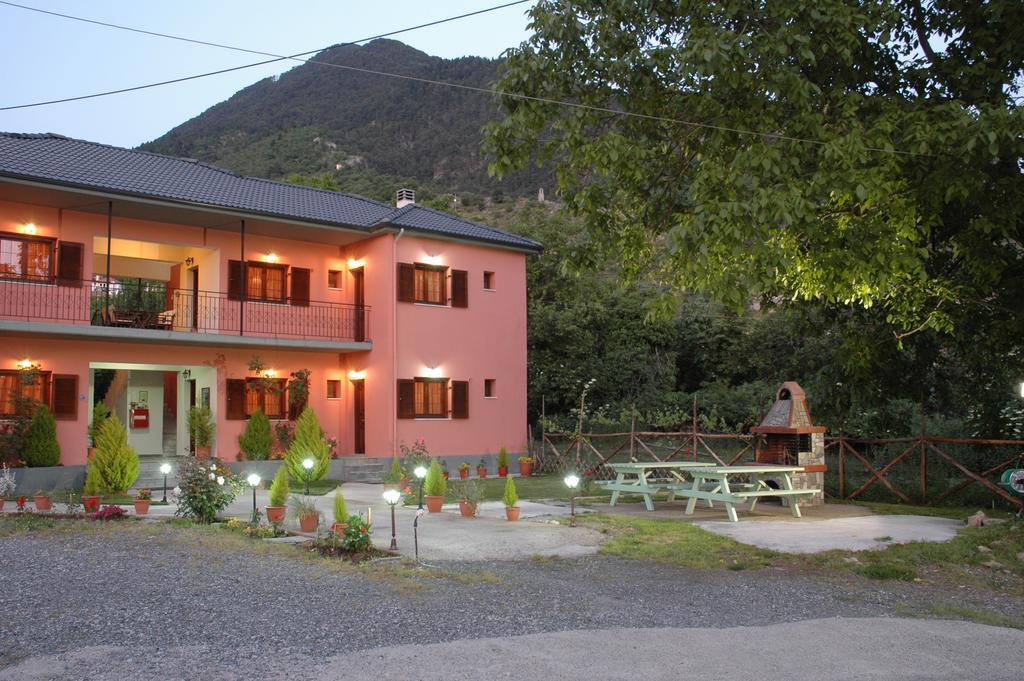 Artemis Apartments Konitsa Exterior photo
